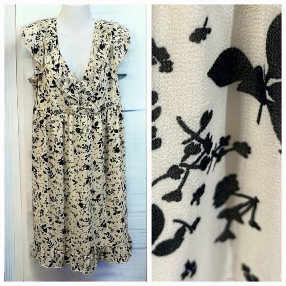 Converse One Star Cream Floral V-Neck Ruffle Dress Chiffon Midi Skater Girl Chic - Picture 1 of 9